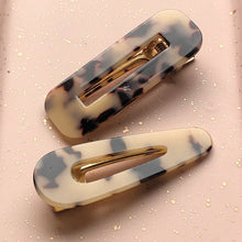 Load image into Gallery viewer, Light Tortoiseshell Hair Clip 2pk