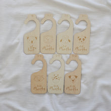 Load image into Gallery viewer, Nursery Hanger Dividers - Animals 7pk