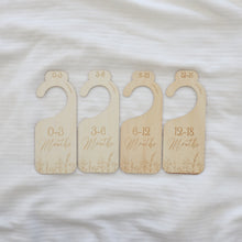 Load image into Gallery viewer, Nursery Hanger Dividers - Simplicity 4pk